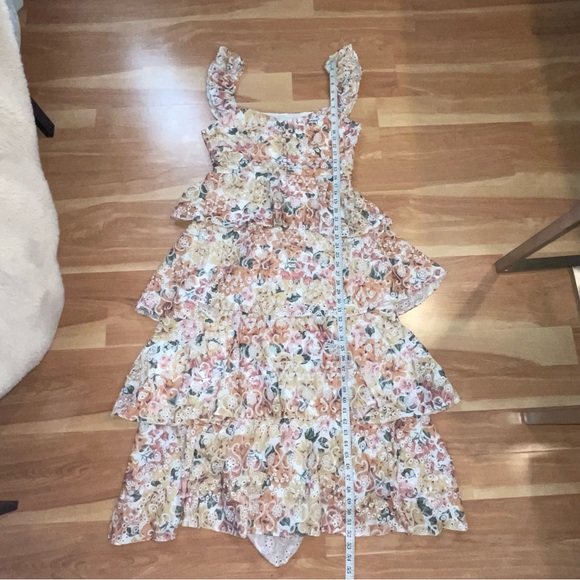 En Saison NWT Floral Romantic Ruffle Embroidered Presley Midi Dress Size Large - Picture 9 of 16